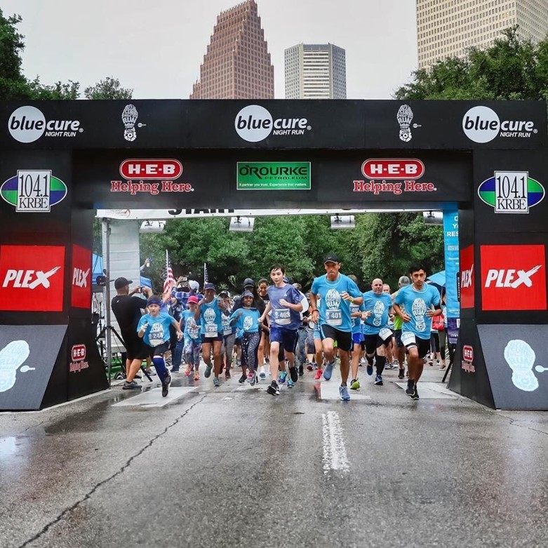 Blue Cure Finish Line Structure - Blue Runners